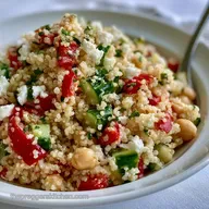 Quinoa Vegetarian Pregnancy Salad for 6